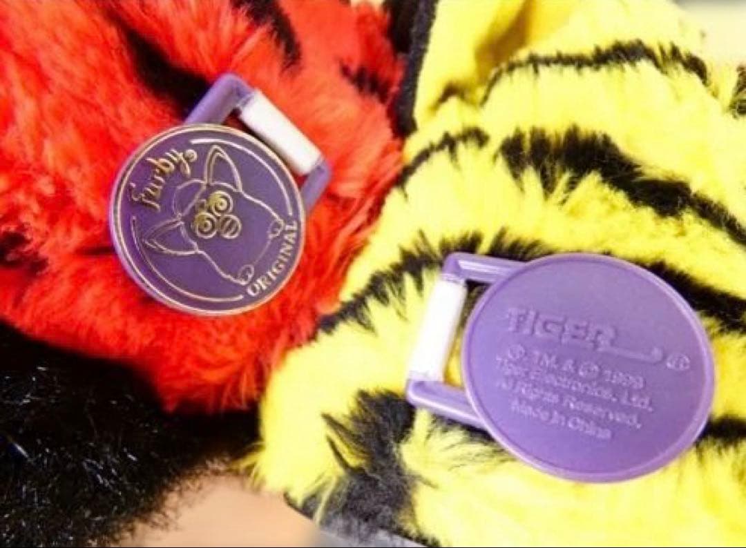 おしゃべり天才ペット! ファービー 英語版 2体セット 1999年 - メルカリ