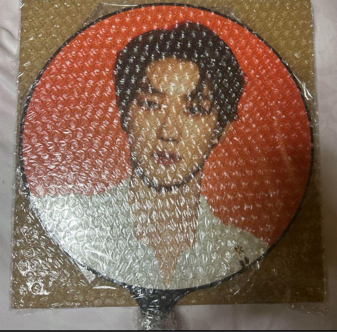 ミンギュ セブチ うちわ power of love - メルカリ