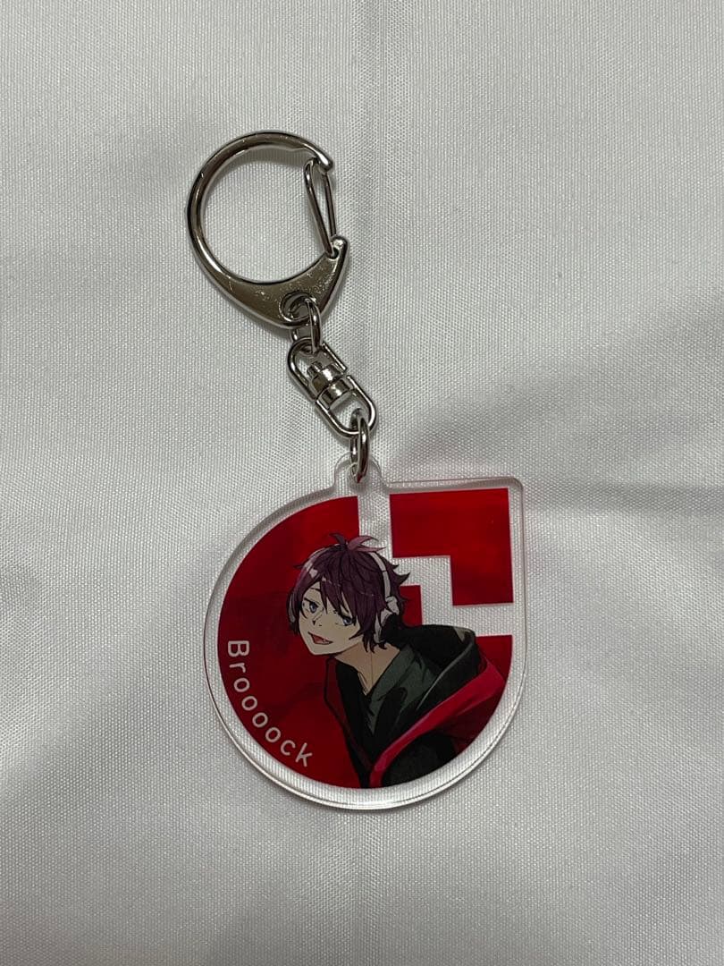 ワイテルズ broooock アクリルキーホルダー - メルカリ