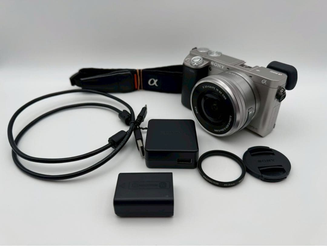 【SONY】　α6000 ILCE-6000 + E 16-50mm ソニー SONY α6000 ILCE-6000 ボディ 価格比較 - 価格.com