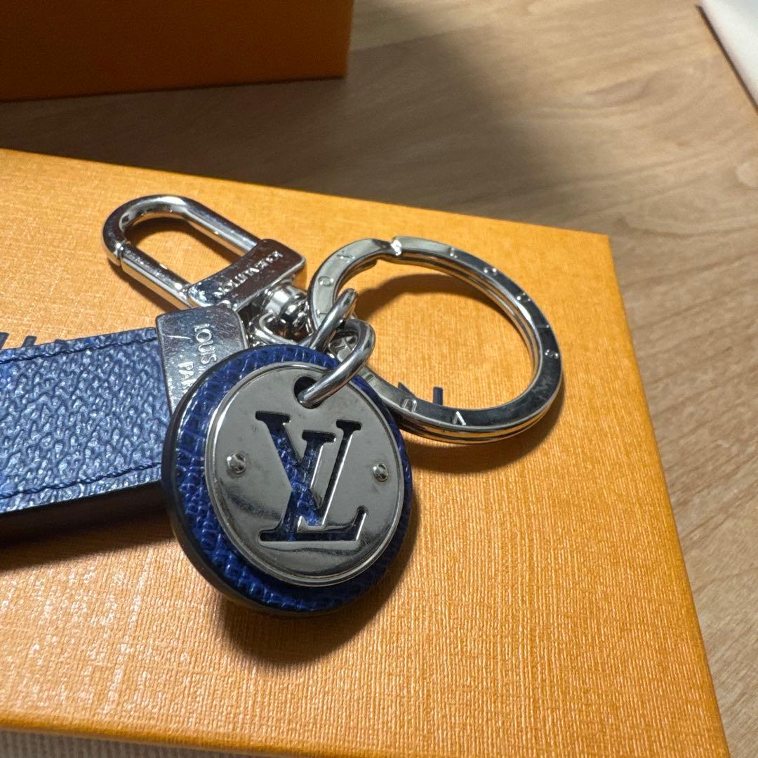 LOUISE VUITTON ルイヴィトン キーホルダー ブルー - メルカリ