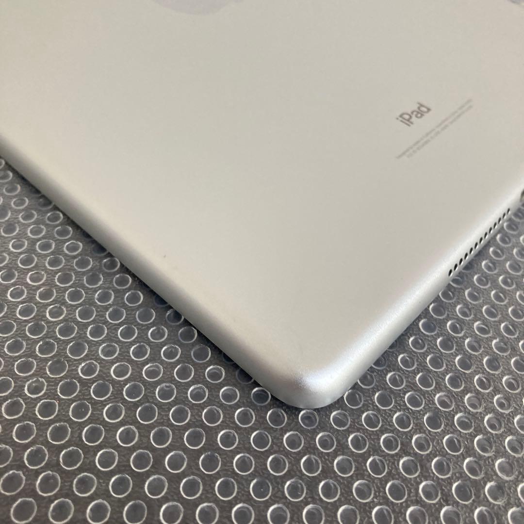 3444【早い者勝ち】美品☆iPad6 第6世代 32GB WIFIモデル☆ 3444【