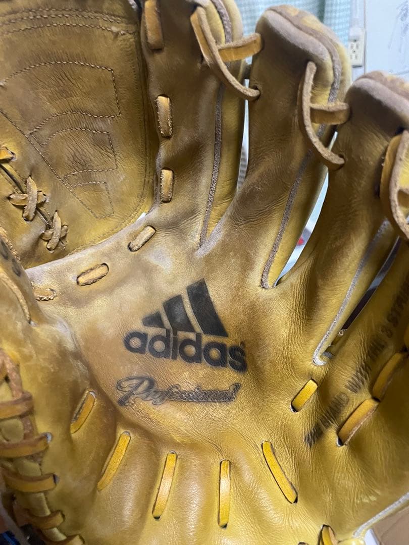 硬式グローブ】adidas 硬式投手用グローブ 斉藤和巳モデル - メルカリ