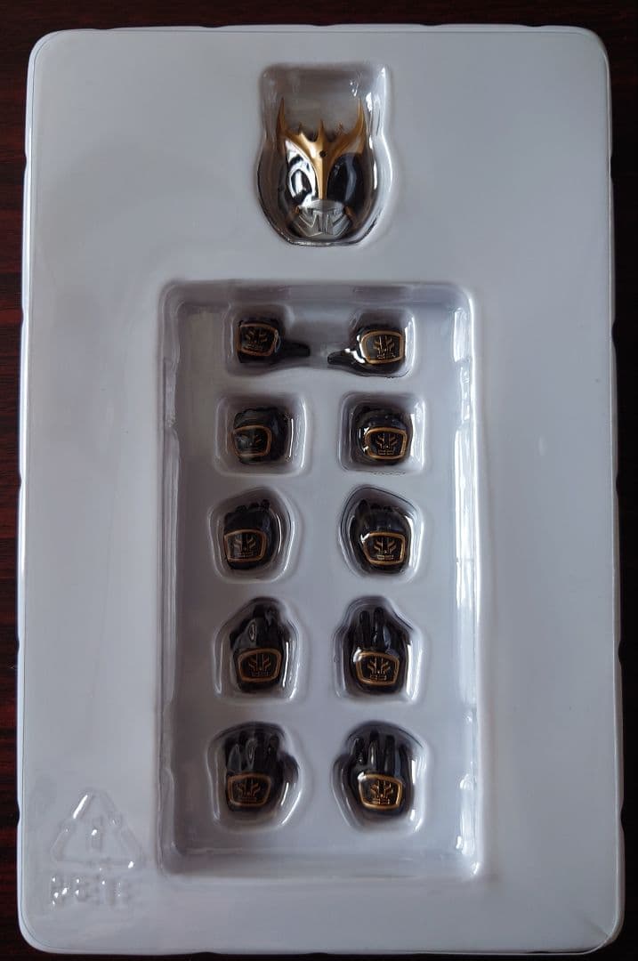 S.H.Figuarts 真骨彫製法 仮面ライダークウガ アルティメットフォーム