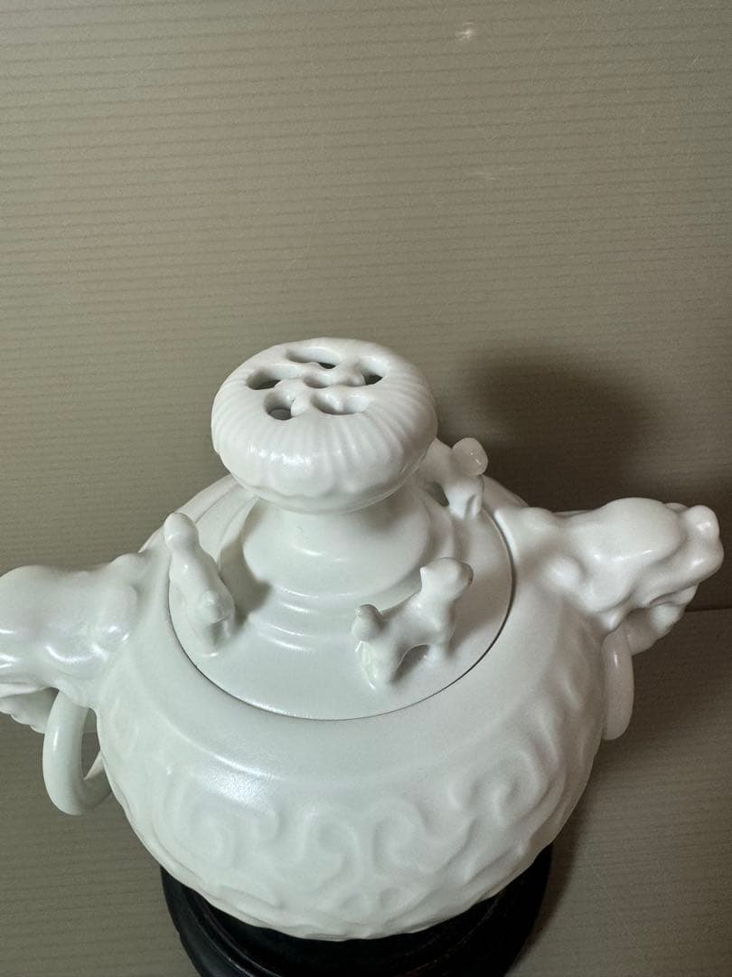 2864 小笠原長春 肥前国 鍋島 太白磁 環付 香炉 台座付 - メルカリ