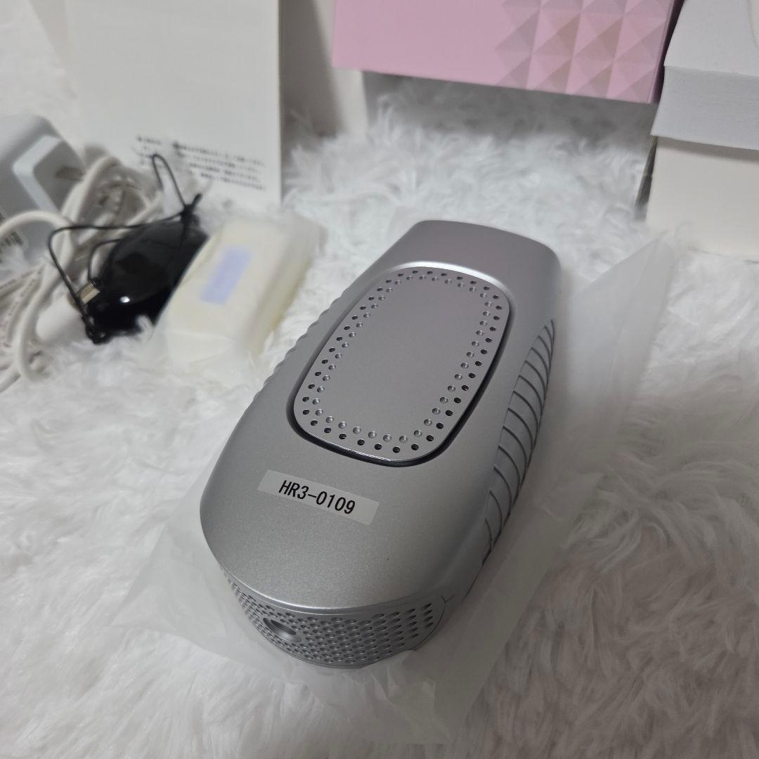 美品】 家庭用脱毛器 美-MODEL 80 エステツイン 残数800982回 - メルカリ