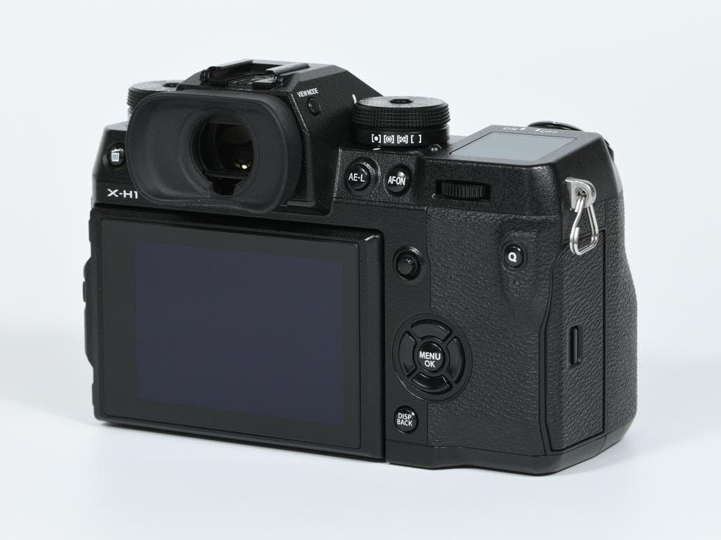 【超美品】 フジフイルム　FUJIFILM X-H1 ボディ《ショット数541》