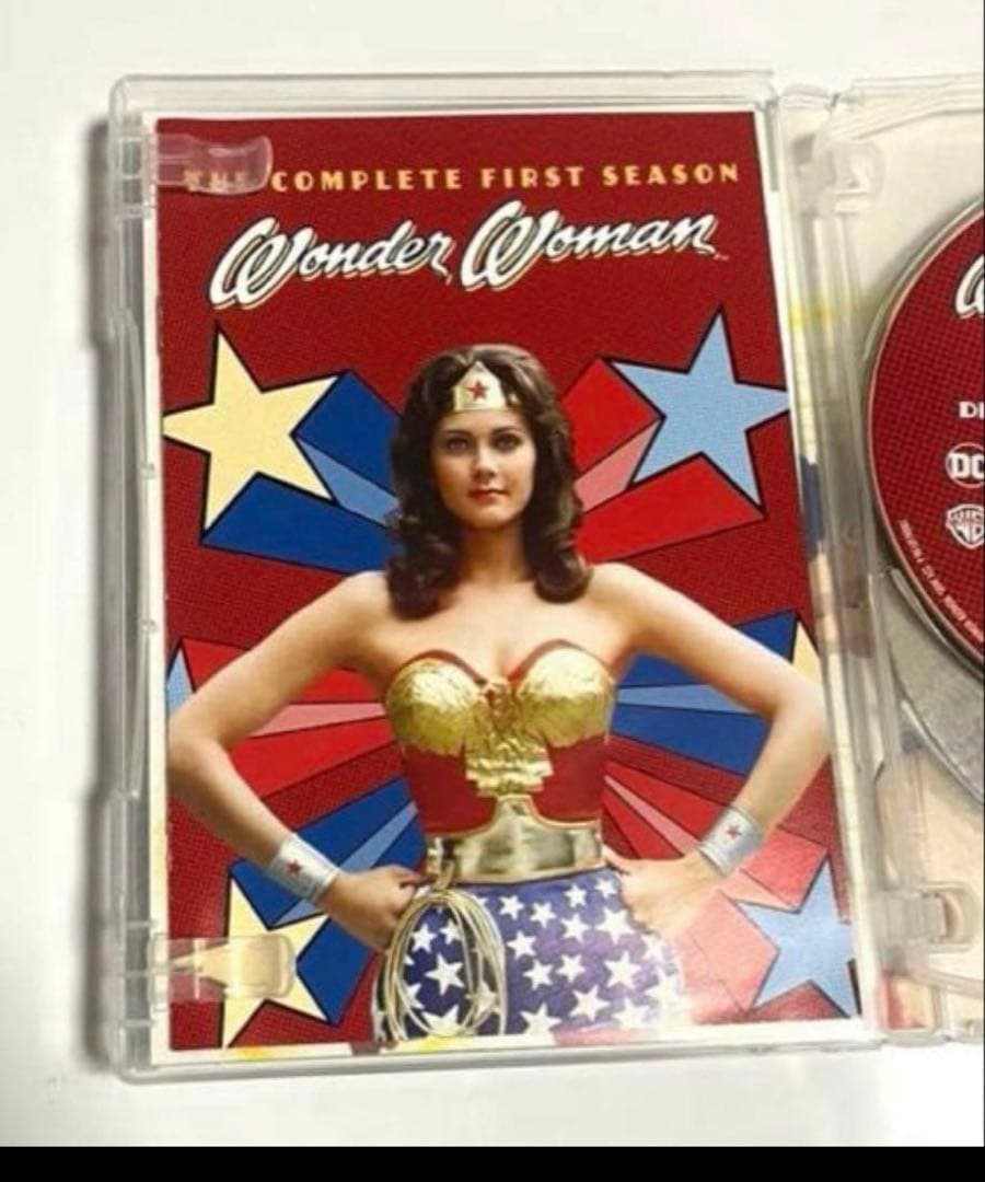 空飛ぶ鉄腕美女ワンダーウーマン DVD BOX〈3枚組〉