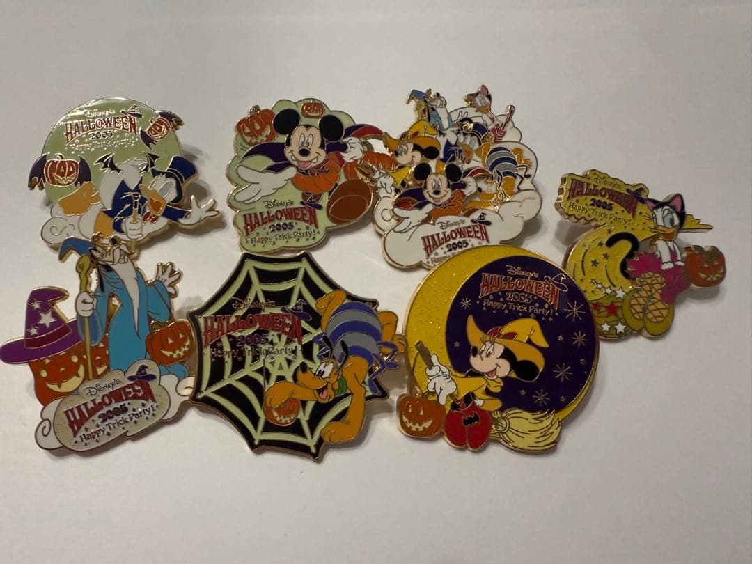 ハロウィン 2005 ミッキー ピンバッジ 7個セット ディズニー - メルカリ