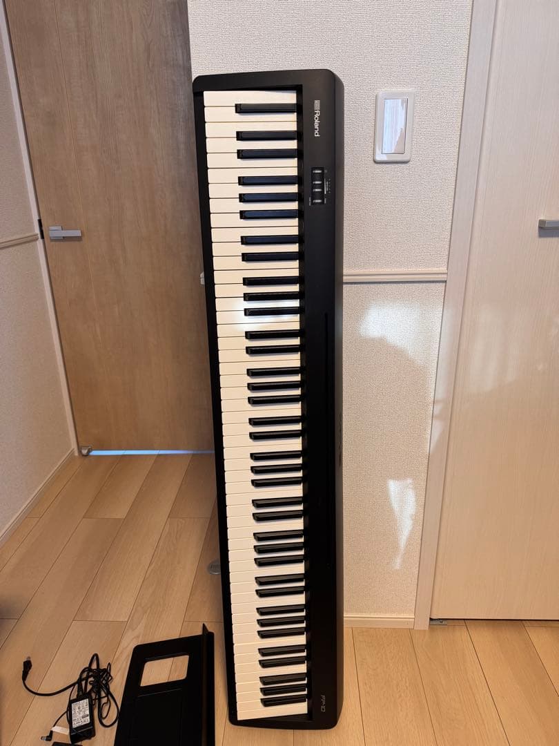 Roland FP-10-BK 電子ピアノ Amazon.com: Roland FP-10 | Compact 88-Note Digital Piano