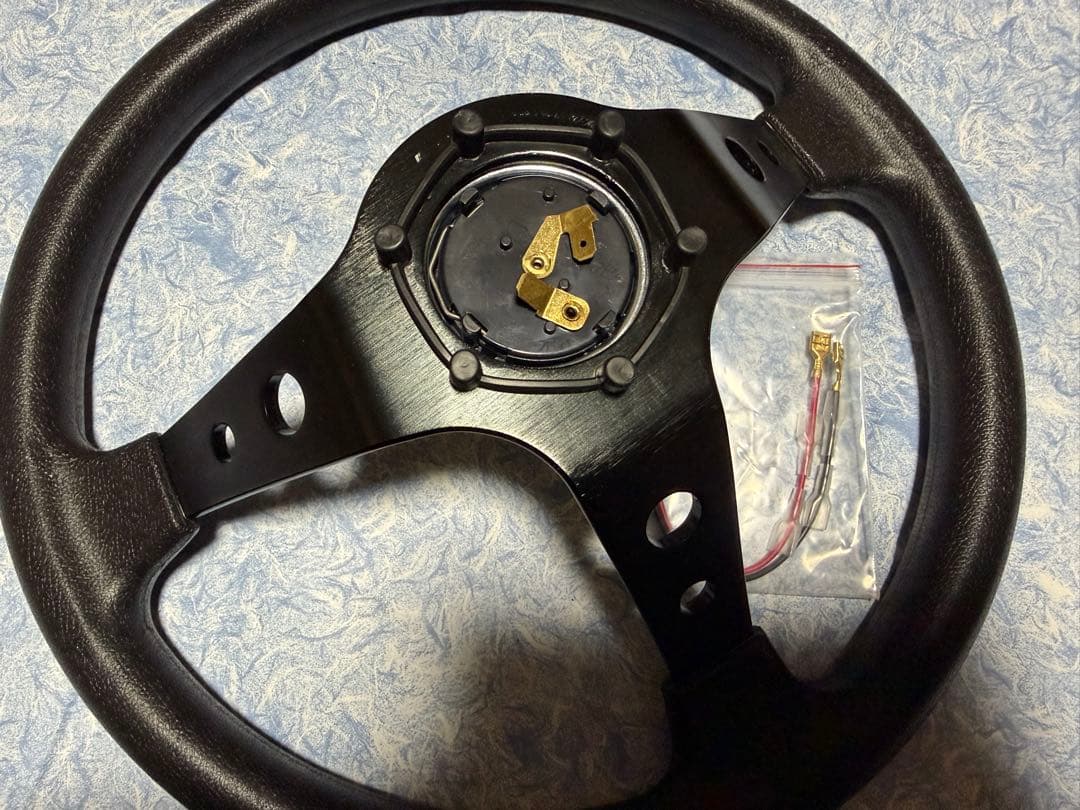 黒 3スポーク ステアリング 本体 - メルカリ