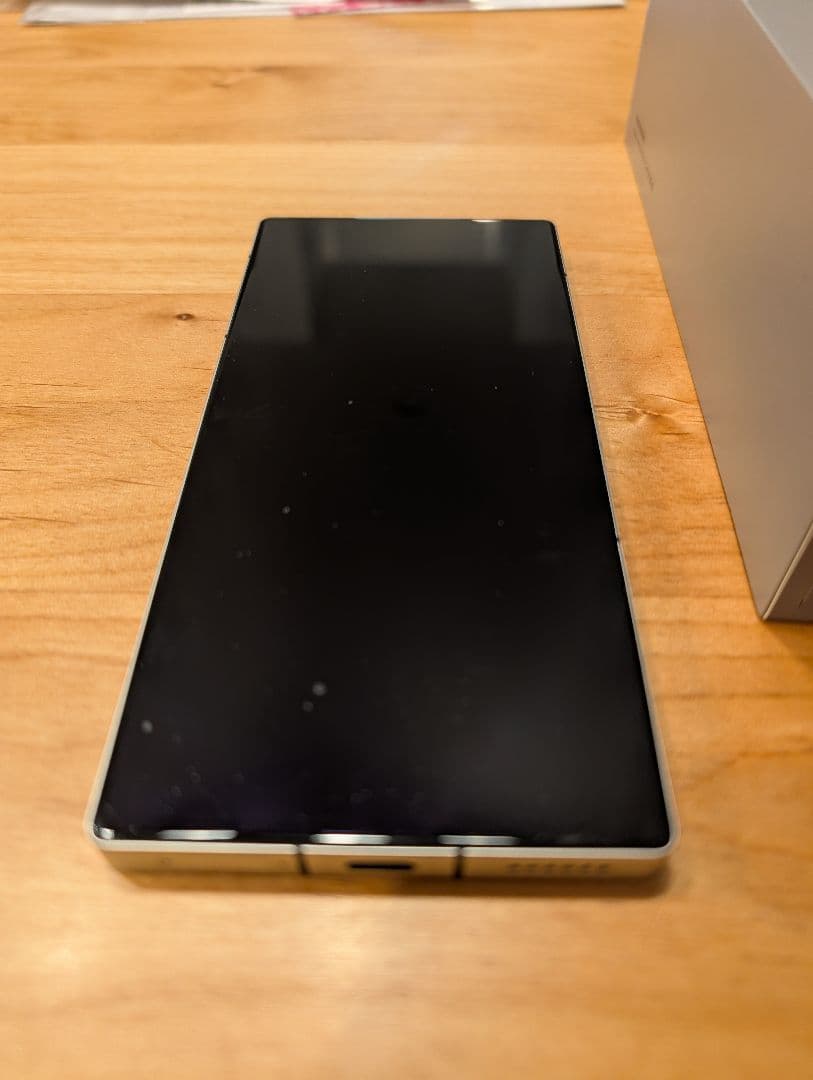 REDMAGIC 10 Pro シルバー 16GB/512GB Snapdragon 8 Elite」を搭載したゲーミングスマホ「REDMAGIC 10 Pro