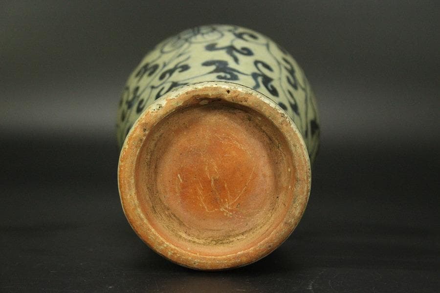 中国美術 青花 纏枝蓮花紋 双耳瓶 高29.5cm(LC136) - メルカリ