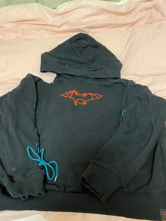 ✴︎米津玄師コウモリパーカー✴︎MIU404 綾野剛さん着用