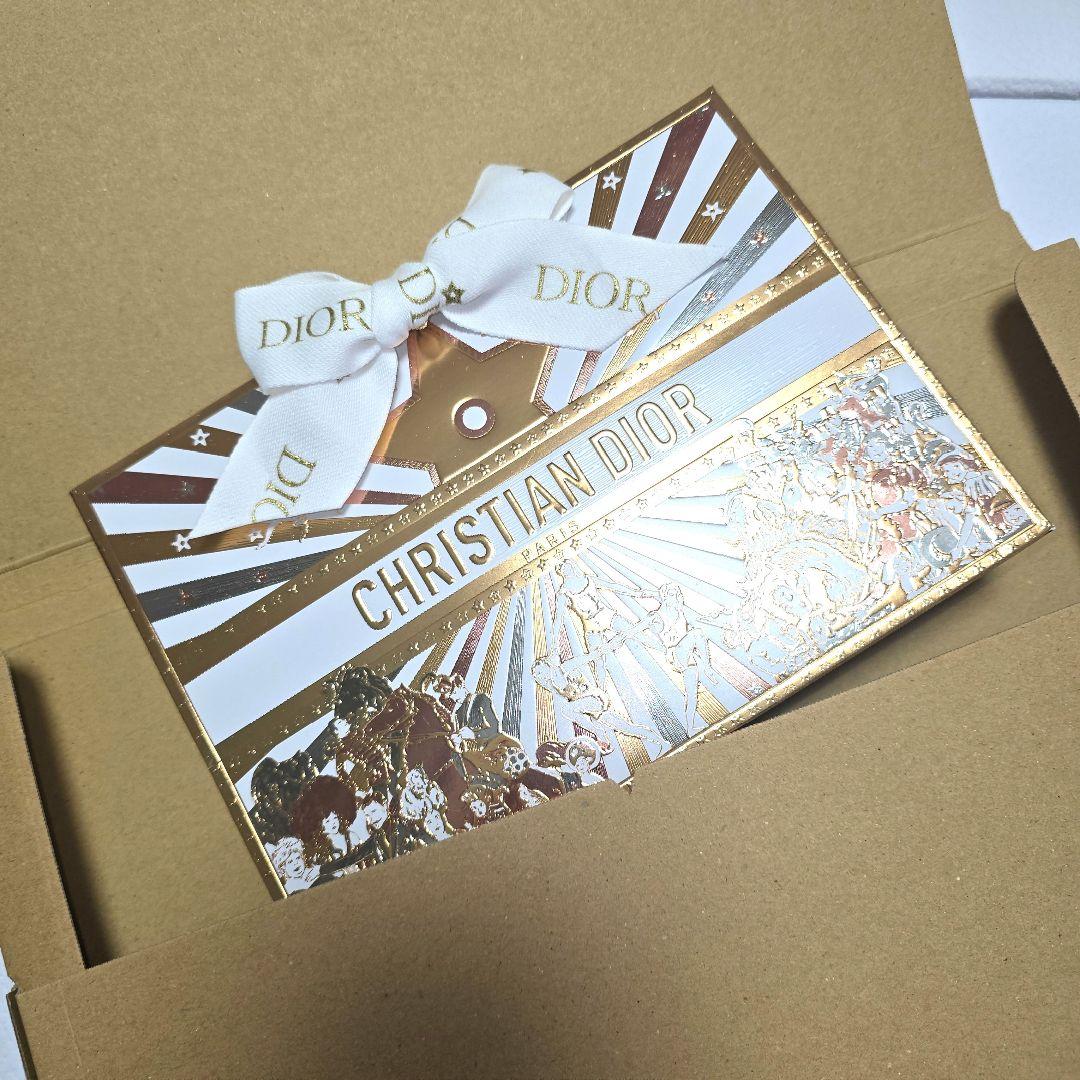 Dior♥ディオールショウ サンク クルール 151 マシュマロ 伊勢丹限定