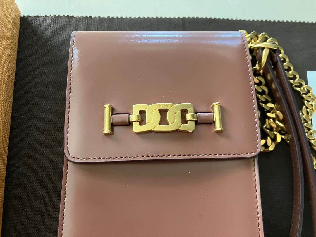 TOD´S トッズ スマホショルダーバッグ ブラウン