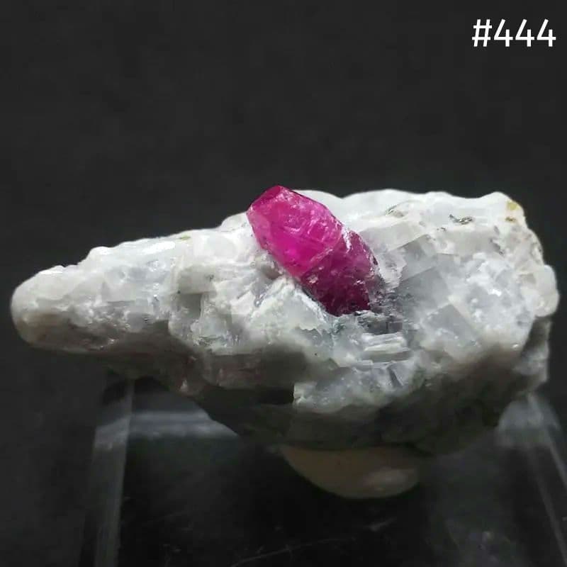 444 ルビー 結晶 良品質 ミャンマー産非加熱ルビー 0.44ct