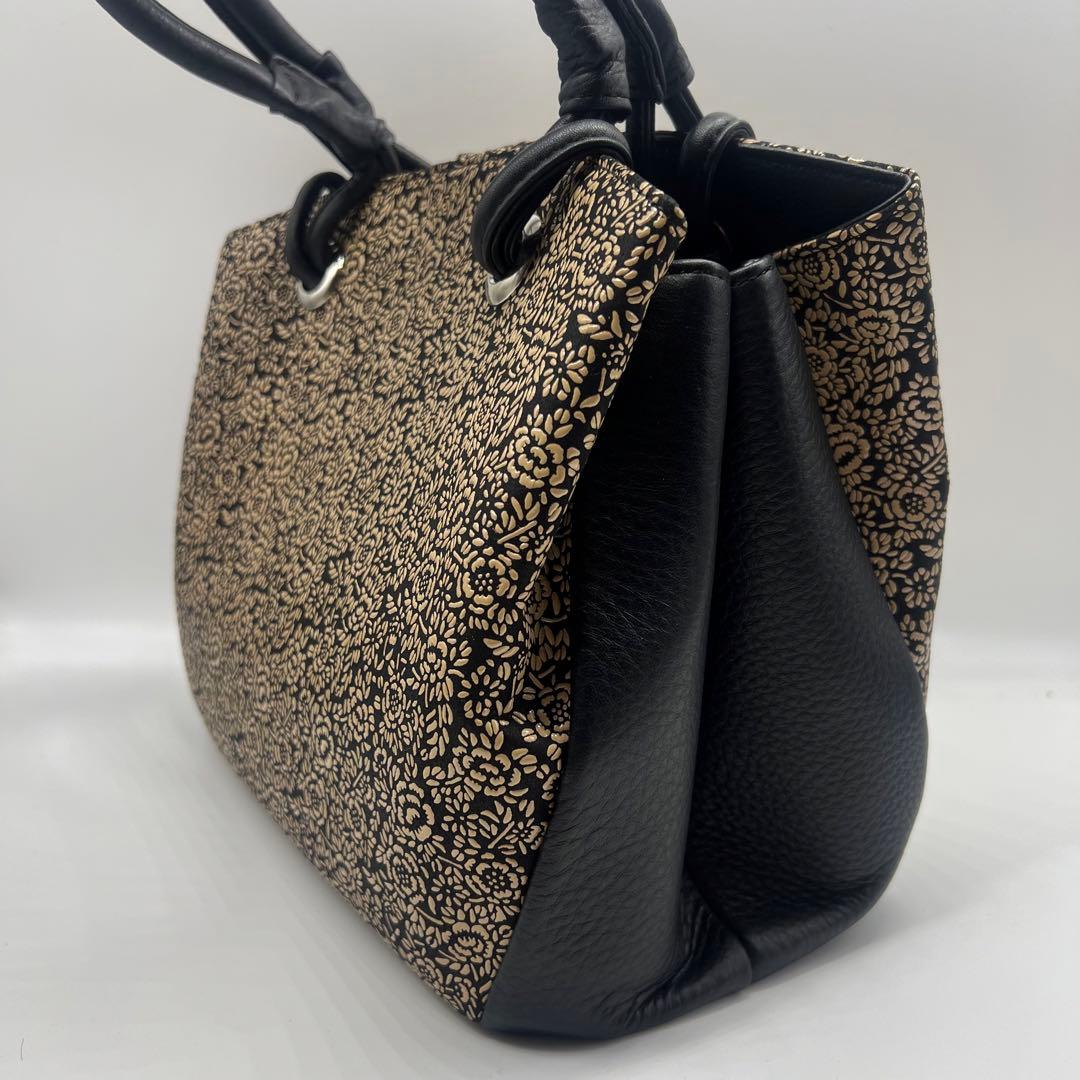 未使用 定価13万 CRESCEND 和装用バッグ 黒とベージュの薔薇 印伝
