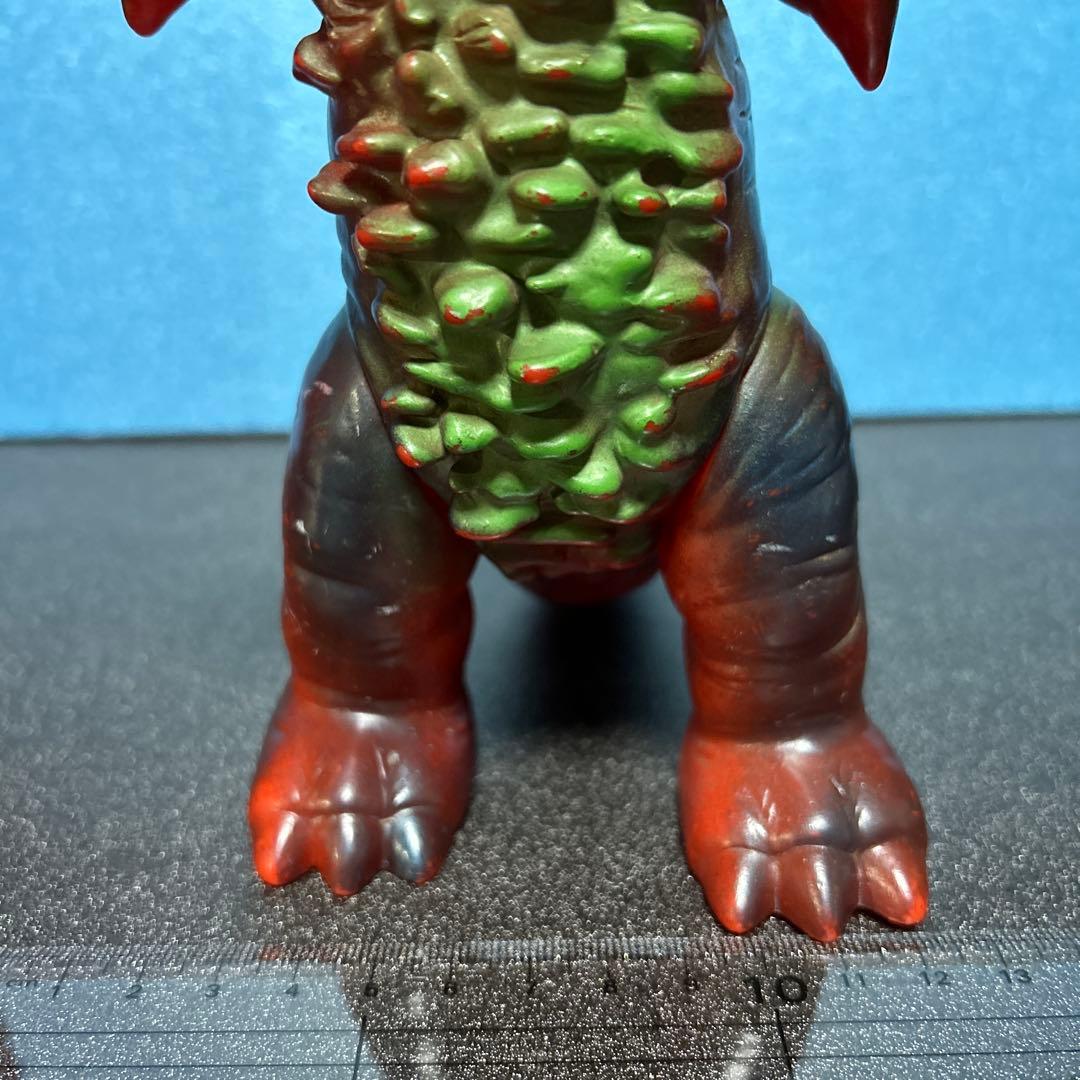 ブルマァク ゴモラビンテージソフビ