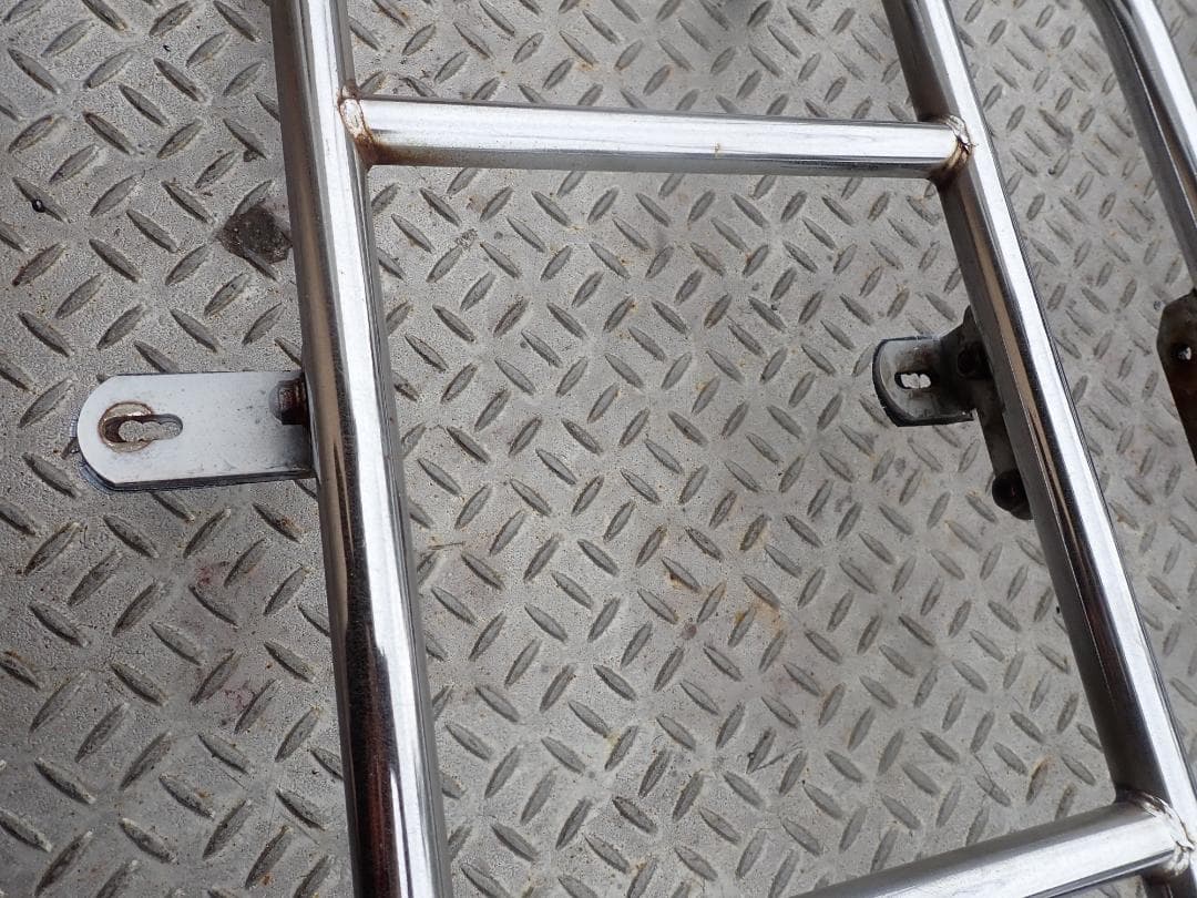 18様専用 イスズ 840フォワード はしご 左右セット キャビンラダー