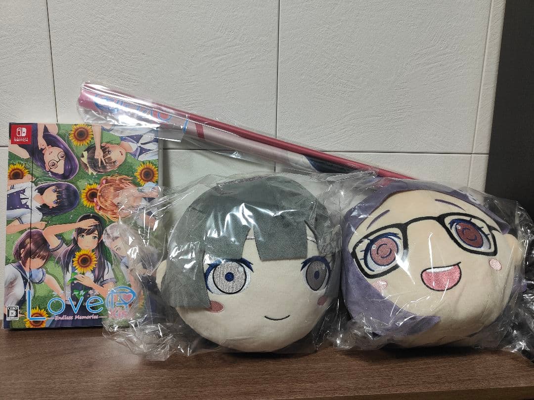 LoveR Kiss Endless Memories ドラガミストア限定セット LoveR Kiss Endless Memories 限定版 【Switch】 ドラガミゲームス