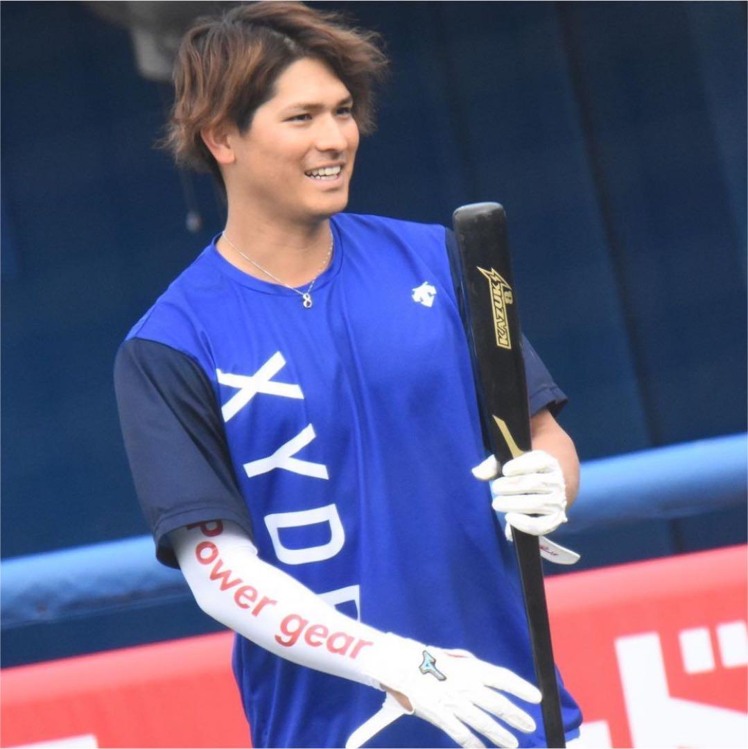 新品・貴重】セラミックパワーギア ビッグロゴアームスリーブ - メルカリ