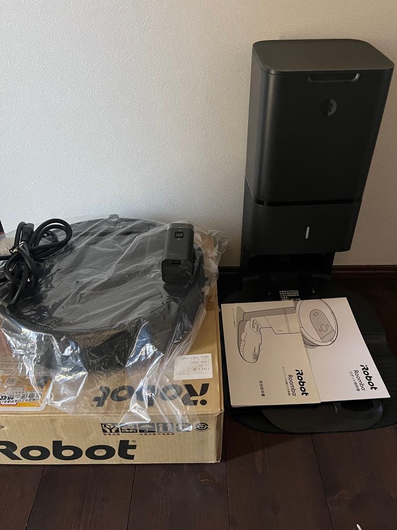 Roomba i7+ ロボット掃除機 ルンバi7＋」はついに“部屋”の概念を持った！ しかも自動ゴミ収集機能