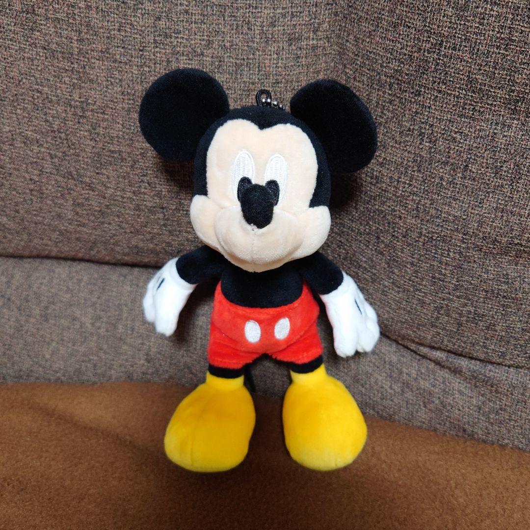 ディズニーリゾート限定 ミッキー ぬいぐるみバッジ ノーマル - メルカリ
