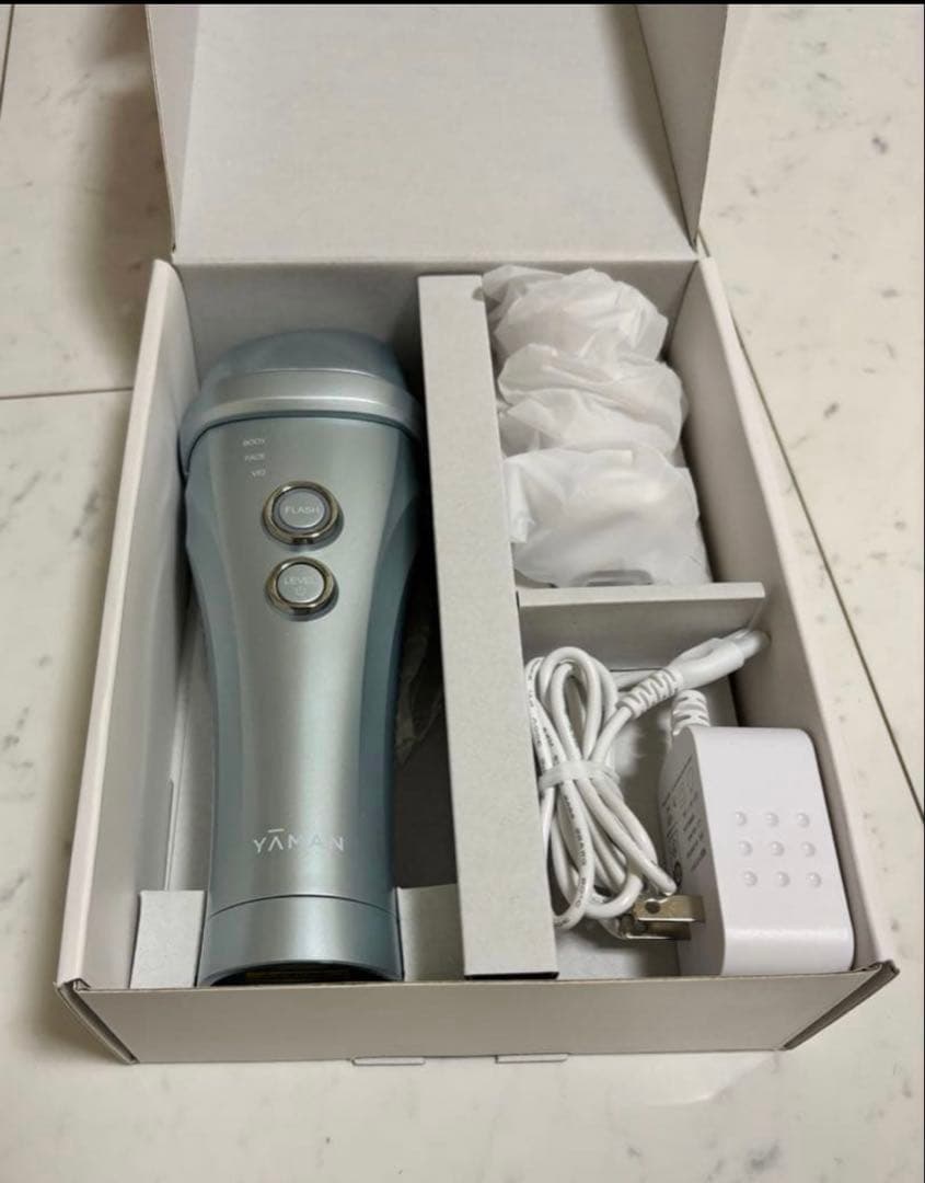 YAMAN 脱毛器 充電器付き レイボーテヴィーナス プロ｜光美容器 | YA-MAN TOKYO JAPAN