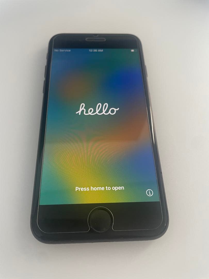 美品★ iPhone8 64GB スペースグレイ バッテリー92% SIMフリー iPhone 8 64GB SIMフリー [スペースグレイ] iPhone 8 Space Gray 64GB