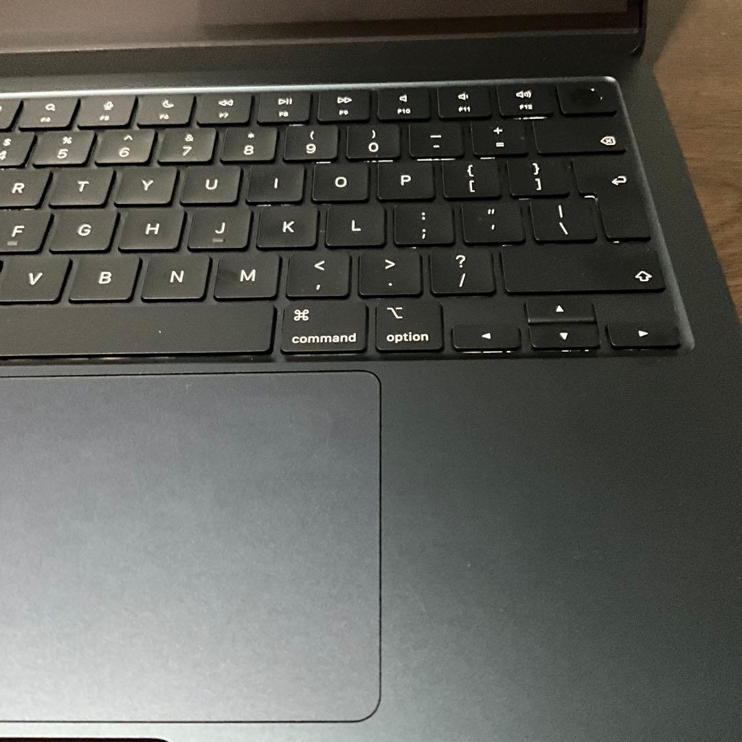 MacBook Air M2 2022 13.6inch(UKキー)バッテリ新品