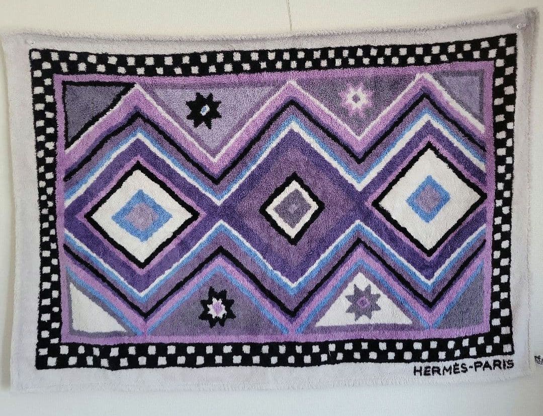 エルメス　ビーチタオル　バスタオル エルメスのビーチタオル＆ビーチバッグが描く、壮大な海の世界