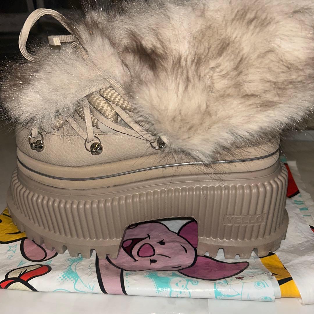 yello SNUG PLATFORM SHORT BOOTS Sサイズ - メルカリ