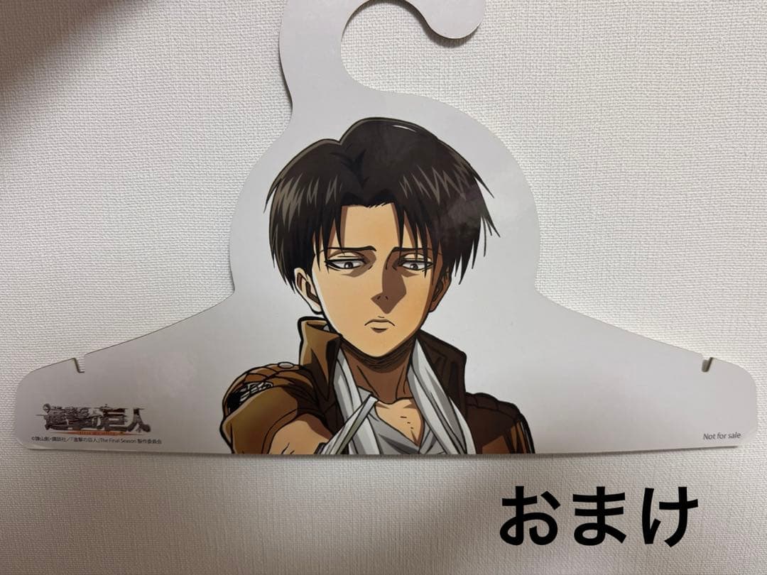 進撃の巨人 リヴァイ 等身大パネル キャラウムカフェ 受注生産品 2種