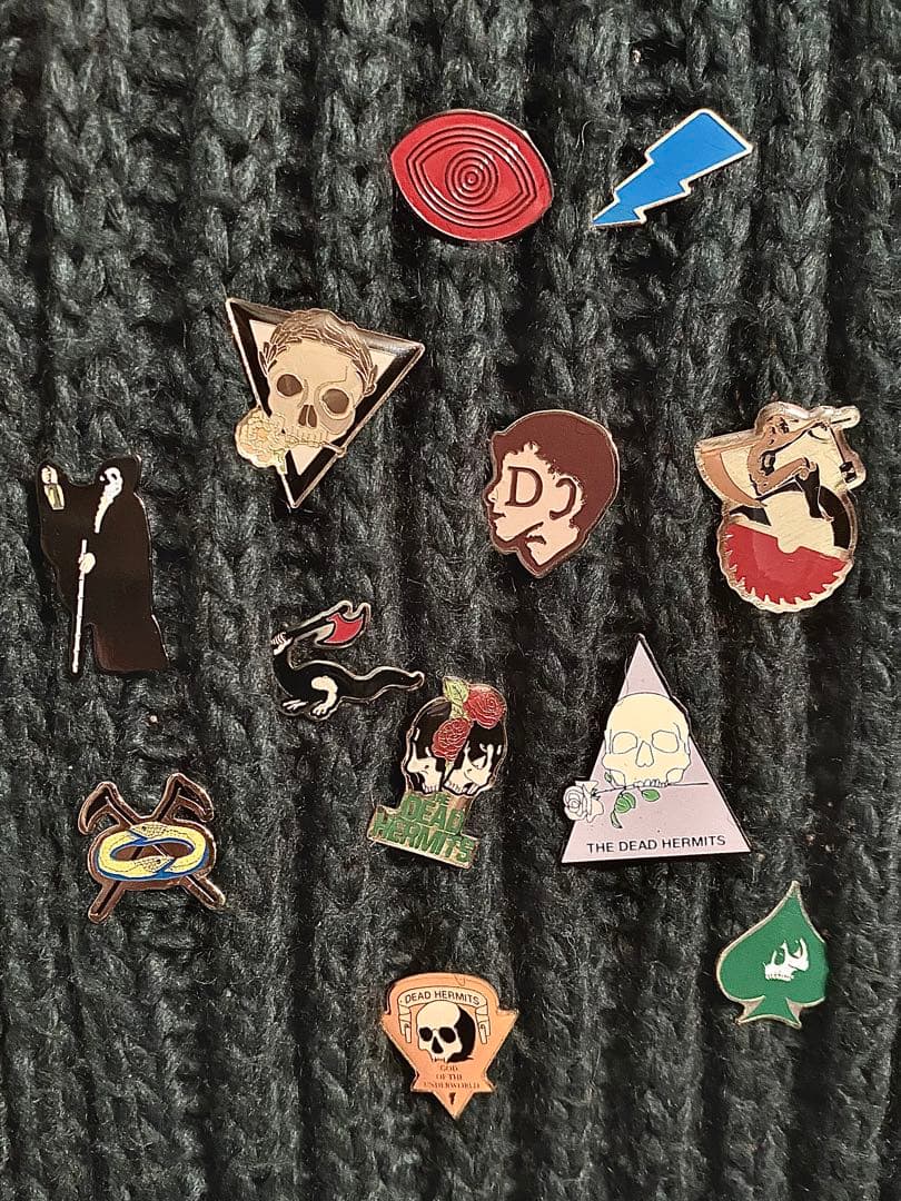 undercover 19ss ピンズ12個コンプリートセット - メルカリ