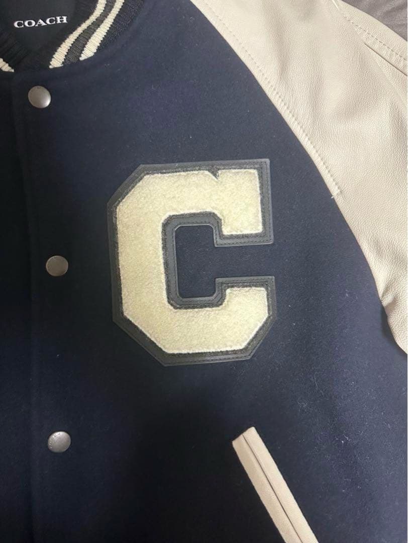 美品】 コーチ スタジャン ネイビー 未使用 - メルカリ