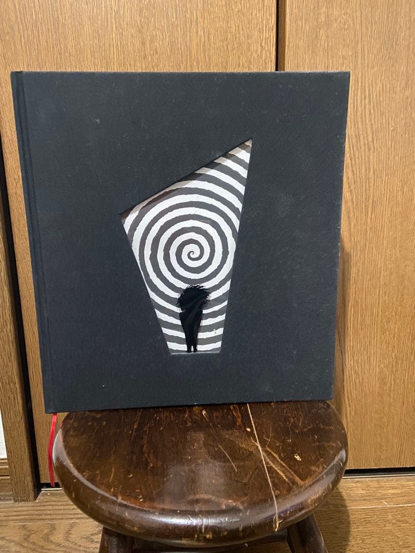 ティムバートンの世界　画集 画集『ティム・バートンの世界』が一般発売 - 1000点以上のアート作品