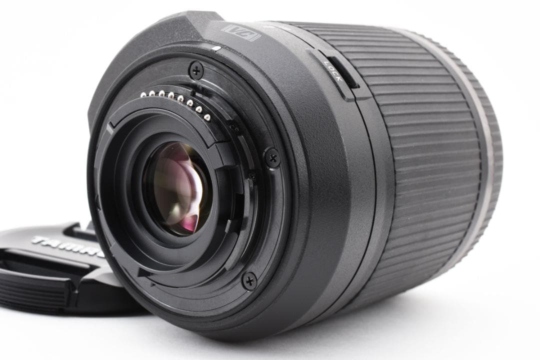 極美品 Tamron 18-200mm f/3.5-6.3 II VC Di