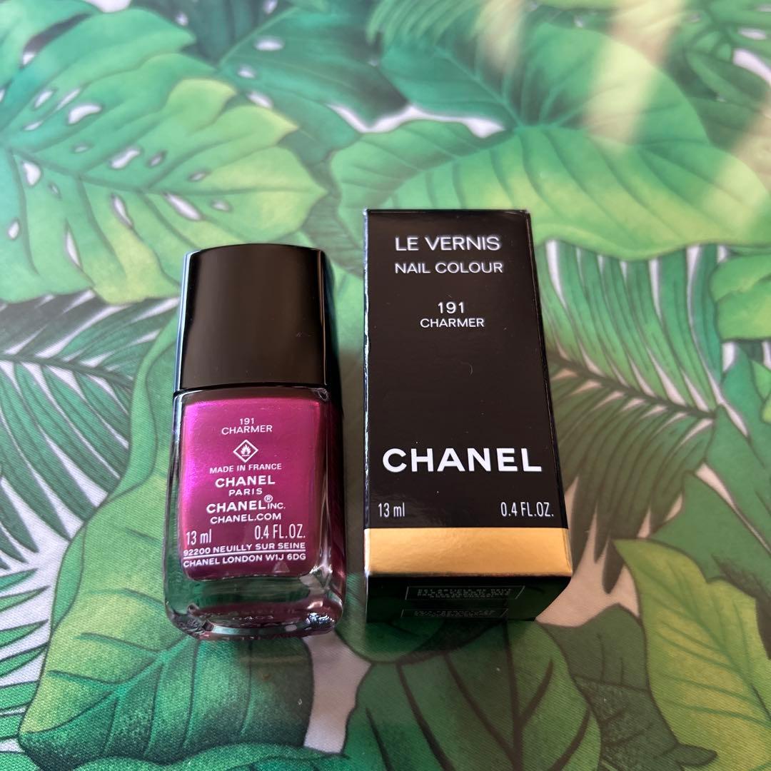 シャネルヴェルニ.ネイルエナメル・クリスマス限定色191シャルメ