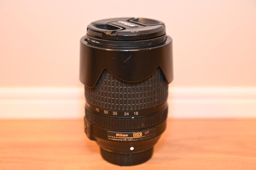 レンズ(ズーム) Nikon AF-S DX NIKKOR 18-140mm VR Amazon.com : Nikon AF-S DX NIKKOR 18-140mm f / 3.5-5.6G ED VR