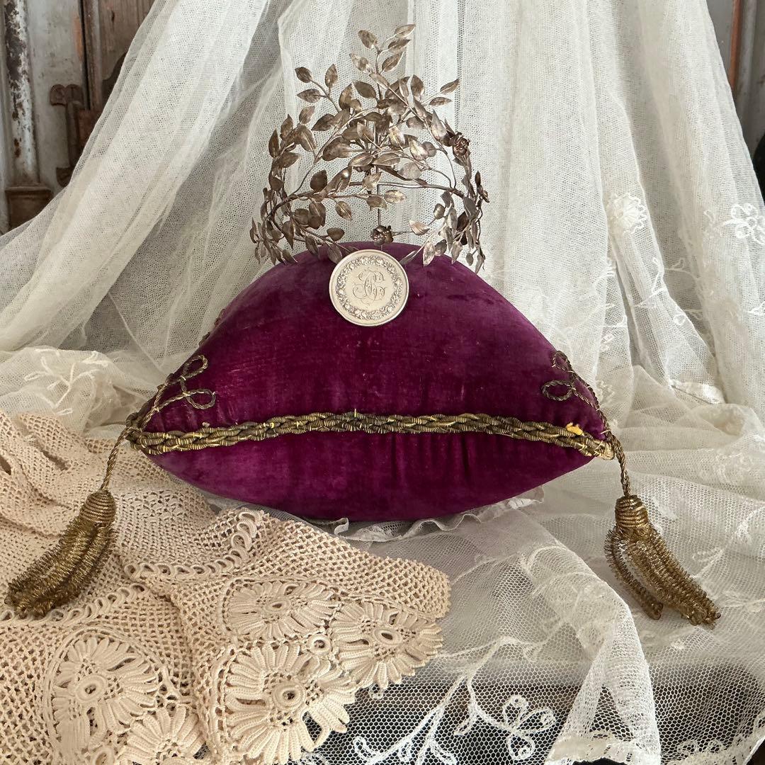 フランスアンティーク　ディスプレイ台座　シンプル♡　クッション　グローブドマリエ フランスアンティーク ディスプレイ台座 シンプル♡ クッション