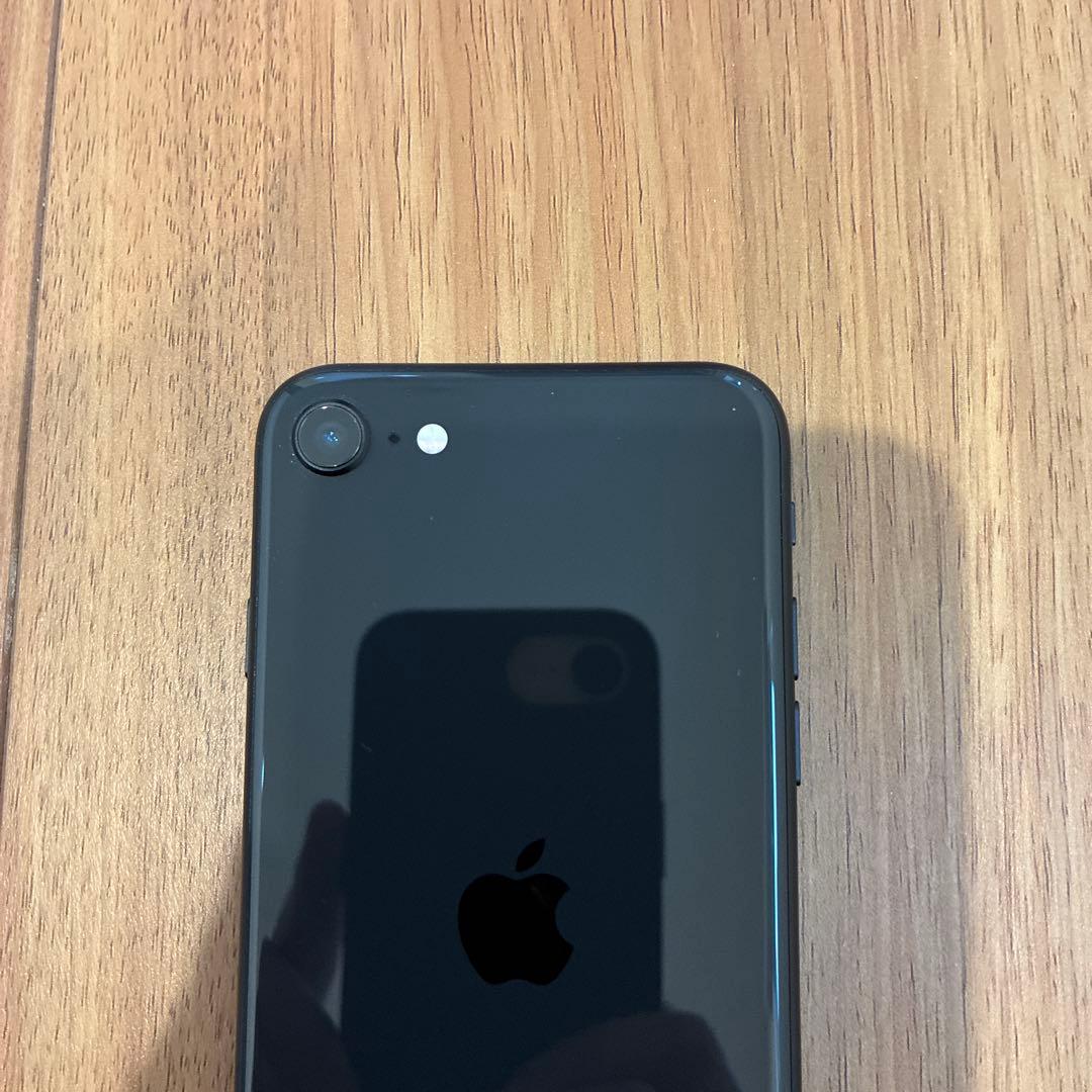 お値下げOK】iPhoneSE 第二世代 64GB UQ mobile