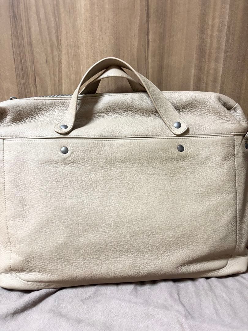 《ほぼ未使用》BOTTEGA VENETA ビジネスバッグ