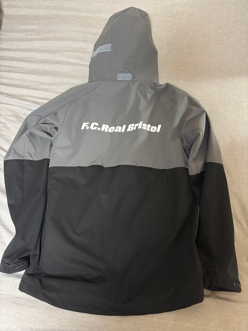 F.C.Real Bristol ナイロンジャケット・パンツセット
