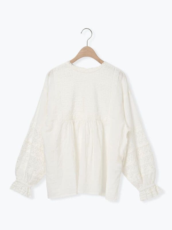 新品未使用 サマンサモスモス kazumi 袖レース前後着ブラウス オフ