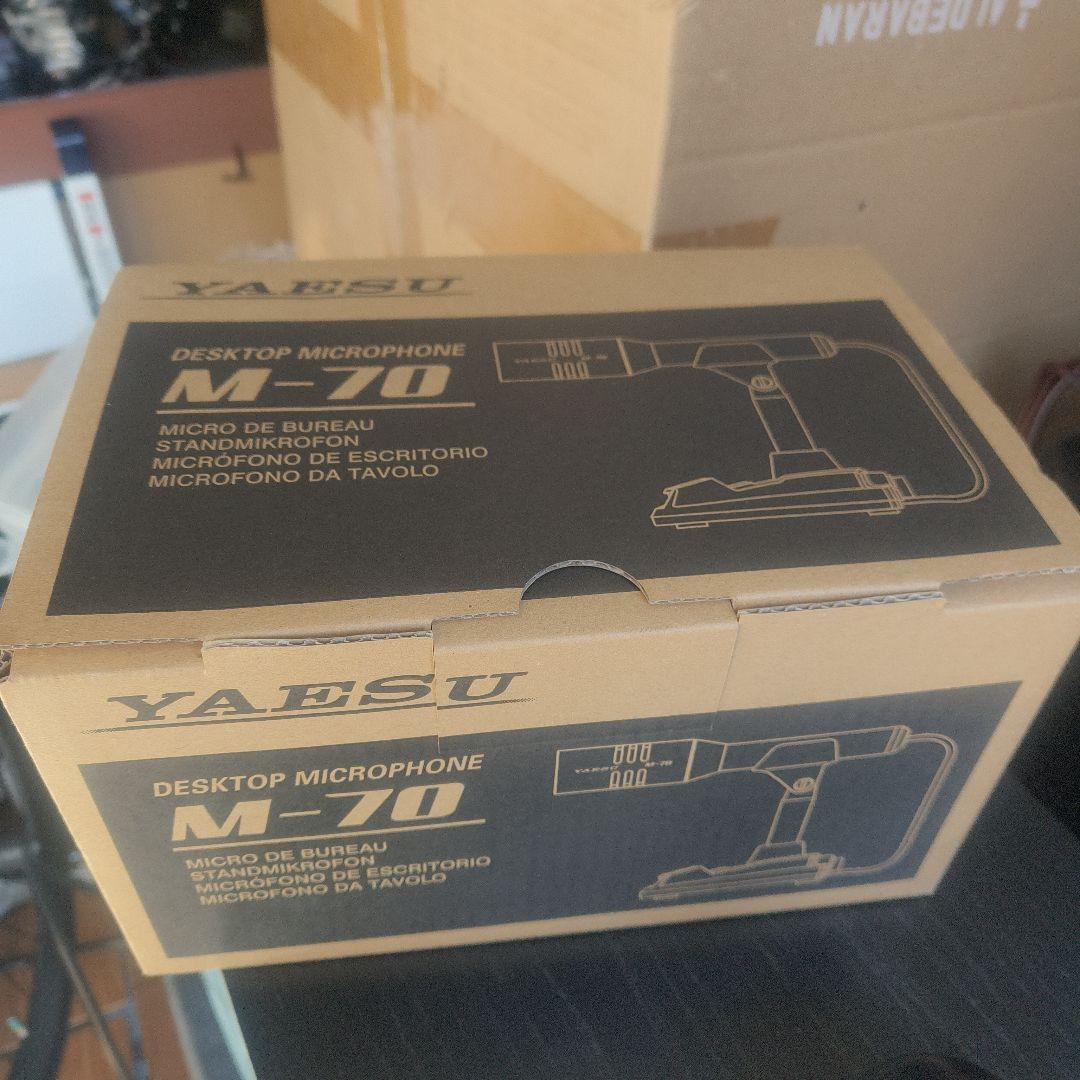 YAESU M-70 デスクトップマイクロフォン M-70 YAESU デスクトップマイクロフォン - 阪奈電子有限会社