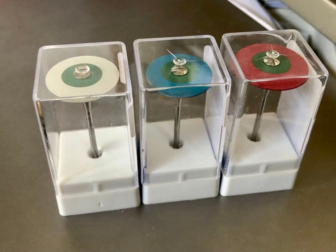 ダイヤモンドラバー3個セット 赤:荒青: 中荒　白: 艶出し 白艶制覇WAXシャンプー | オートバックス公式通販サイト