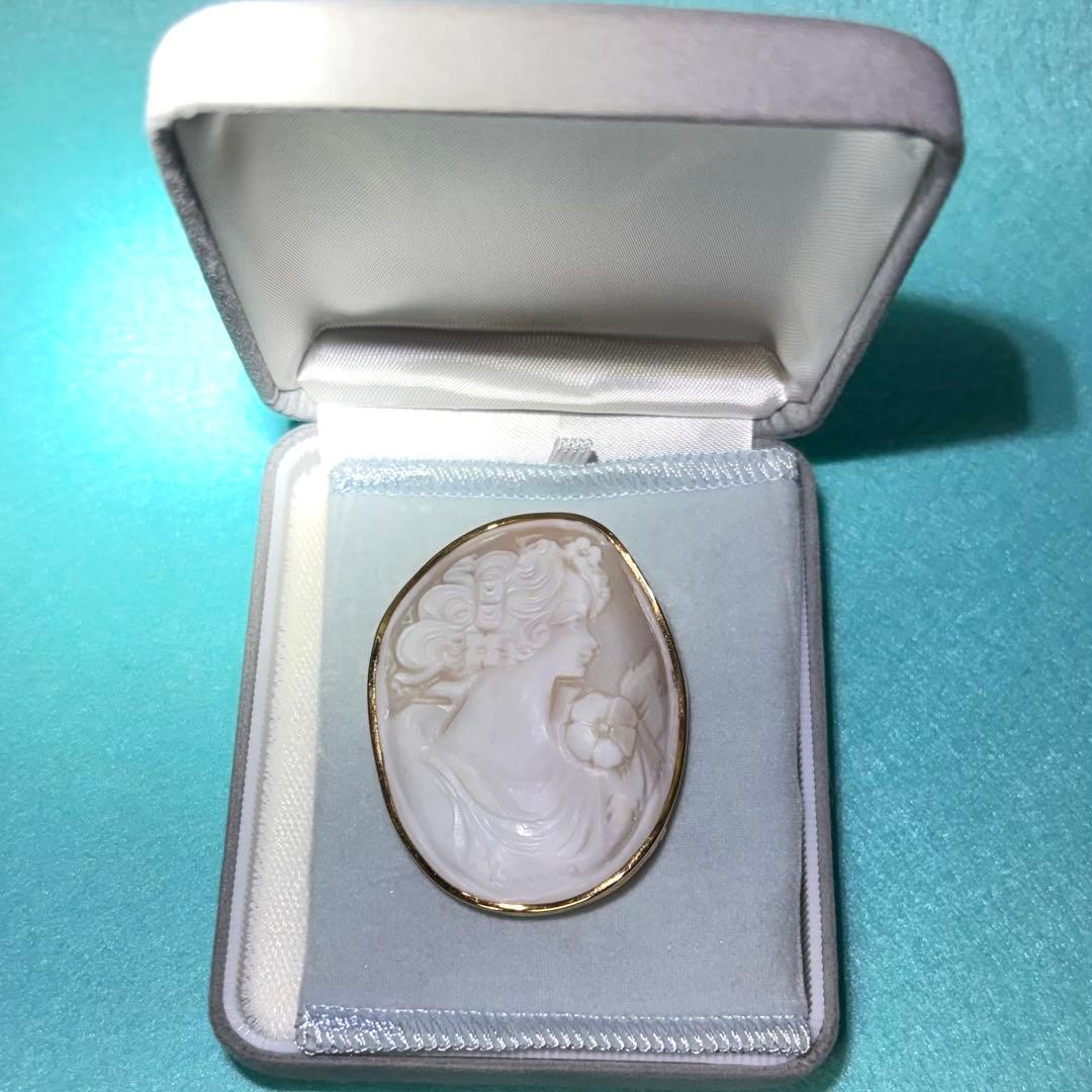 カメオブローチ K18 貴婦人 花 シェル アンティーク調 中古】K18シェルカメオペンダントブローチ（貴婦人と花、作者サイン