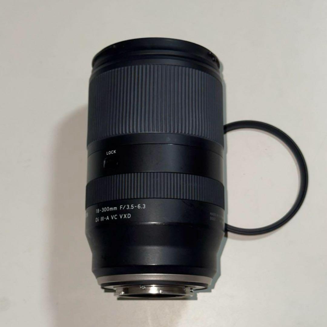 tamron 18-300mm f3.5-6.3 xマウントレンズ　フジフィルム