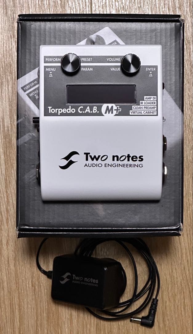 Two Notes Torpedo C.A.B. M+ アンプシミュレーター